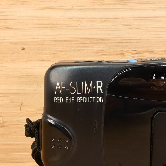 Samsung AF-Slim R 35mm Point & Shoot Film Camera / Tested & Working - Picture 2 of 9